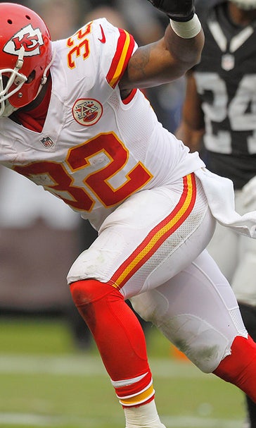 Fantasy Football Podcast: A "stretch" for Chiefs' Charles to play in Week 1